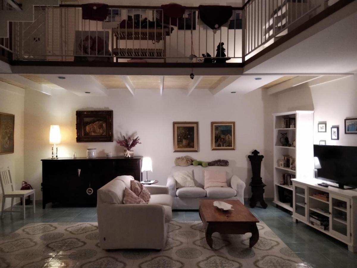 A Casa Di Monica Apartment Поцуоли Екстериор снимка