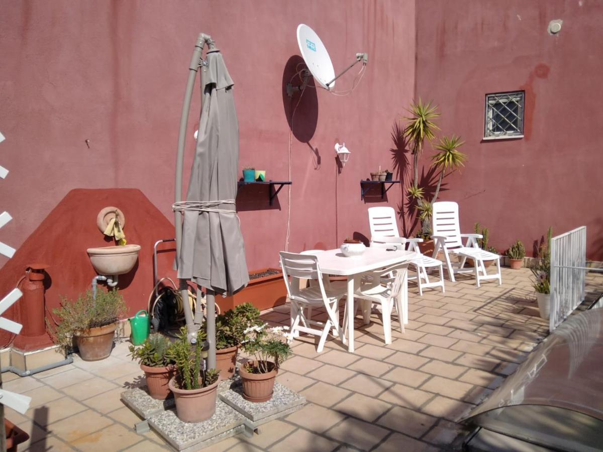 A Casa Di Monica Apartment Поцуоли Екстериор снимка