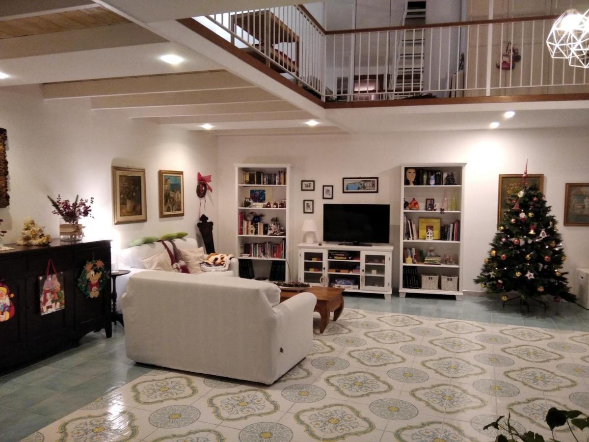 A Casa Di Monica Apartment Поцуоли Екстериор снимка